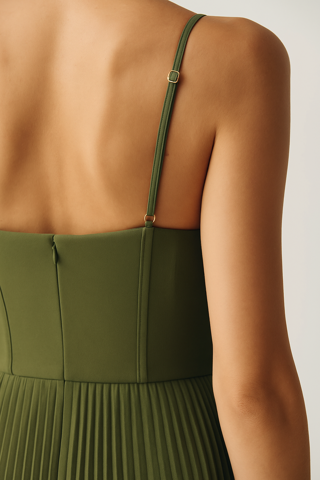 Olivia | Open-Back Dress